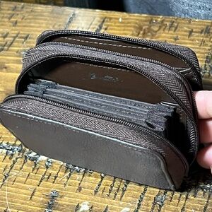 Buxton Brown Genuine Leather Card Wallet